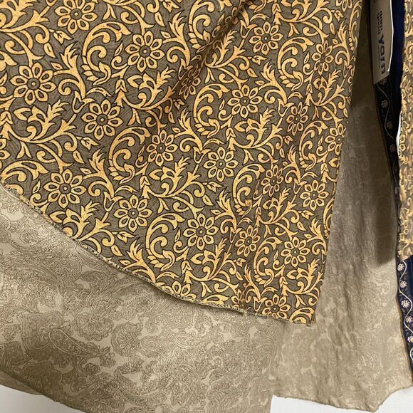 Darn Good Yarn Sari‎ Silk Wrap Skirt Size Regular Mini Reversible Boho NWT - Picture 3 of 6